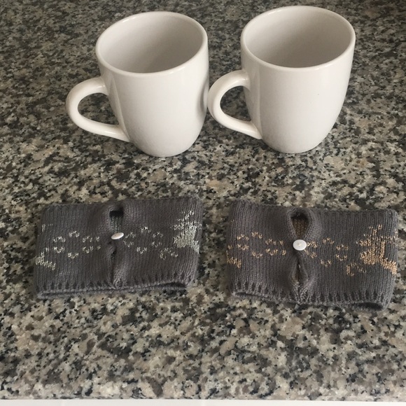 Cozy 16 Oz Winter Mugs Set With Crochet Sleeves - NEW! - Picture 13 of 13